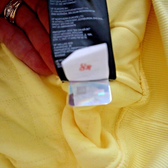 The North Face Women's Sz Large Yellow Longs Peak Quilted 1/4 Zip Jacket $139 - Picture 8 of 9